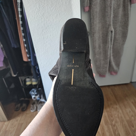 Gray Suede Knee-High Boots - Picture 4 of 6